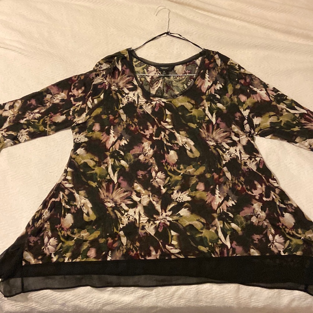 Mixed fabric 3/4 sleeve top